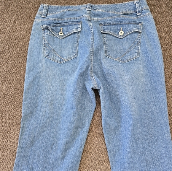 Sonoma Jeans Womens Blue Light Wash High Rise Bootcut  32×29 Denim Casual - Picture 7 of 10